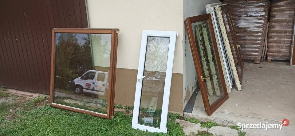 Okna drzwi balkonowe drewniane z demontażu Pozostałe sprzedam