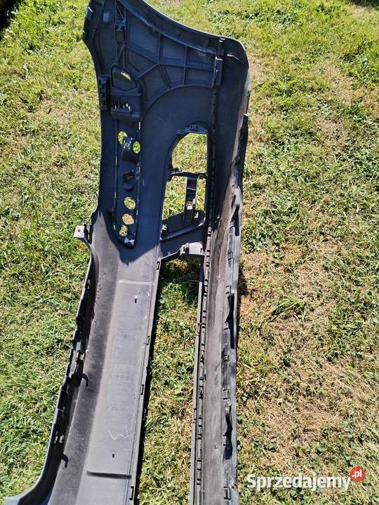 Zderzak przedni golf v plus sprzedam