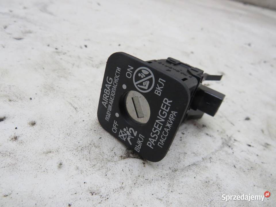 WŁĄCZNIK AIRBAG VERSO 09