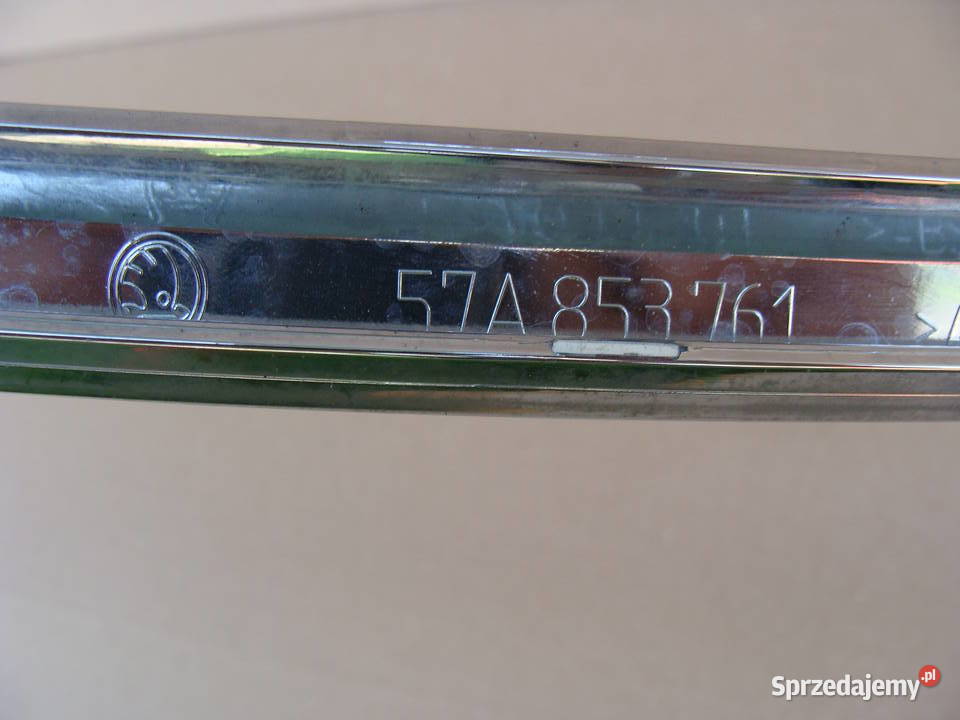 CHROM RAMKA ATRAPY GRILL SKODA KAROQ 57A85376 osobowe zachodniopomorskie Goleniów