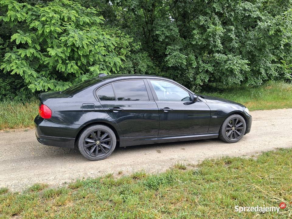 Bmw e90 2010r Sedan 20 benzyna benzyna Szewce