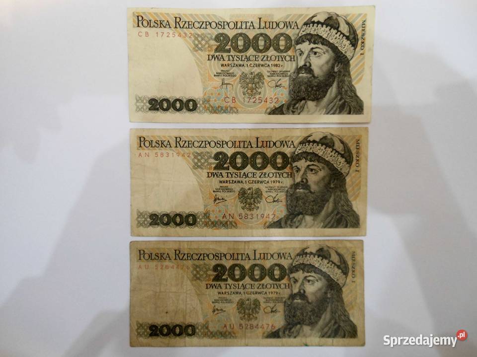 Dwadzieścia cztery polskie banknoty Bukowo