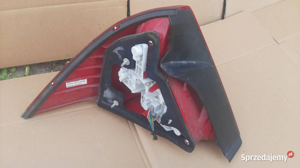 lampa prawa lewa tylna tył Ford Mondeo mk3 hb osobowe