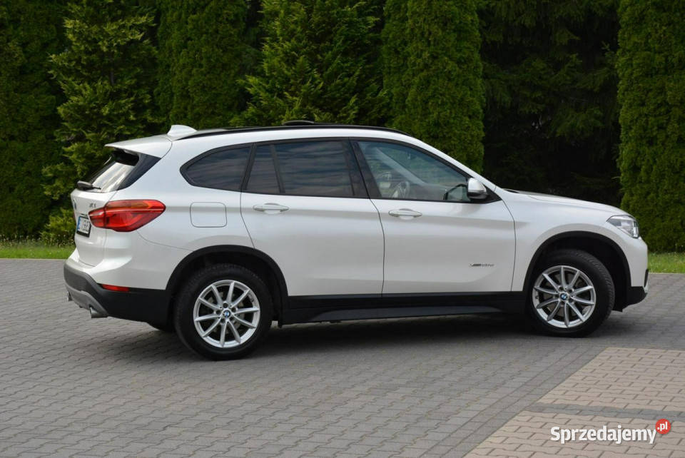 BMW X1 XDrive Panorama Ledy Kamera Navi isofix Ostrów Mazowiecka sprzedam