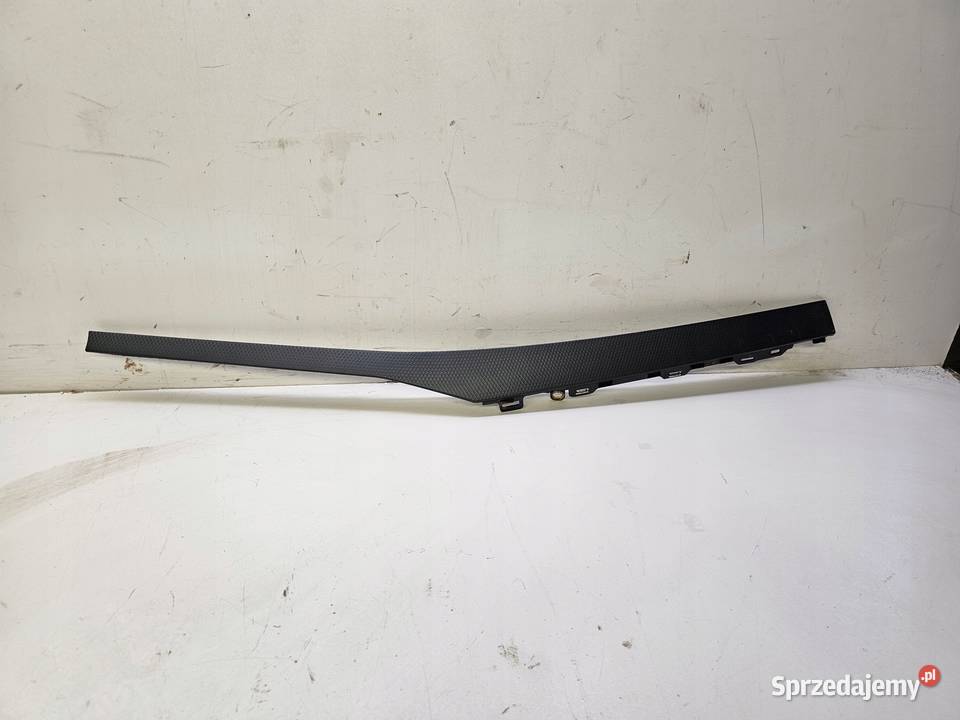 DEKOR DESKI ROZDZIELCZEJ AUDI Q3 F3 83B853242 Przystajń