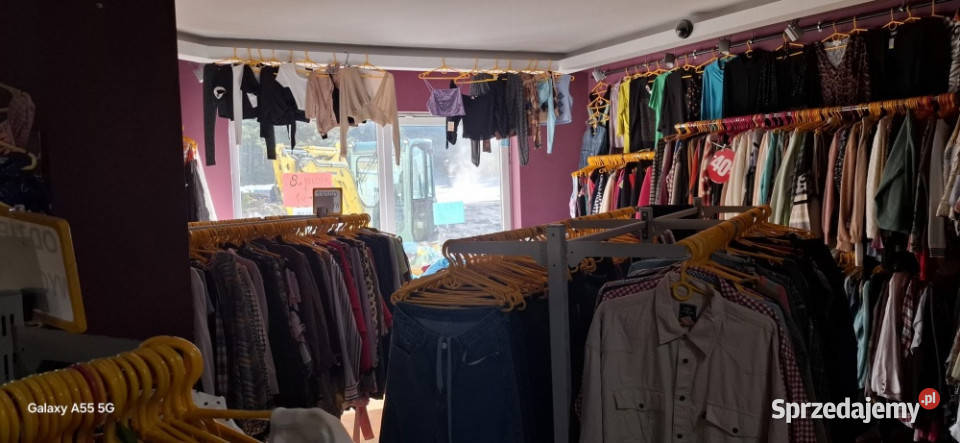 Usługowohandlowy lokal 107m2 parking ścisłe 107m2 Wynajem