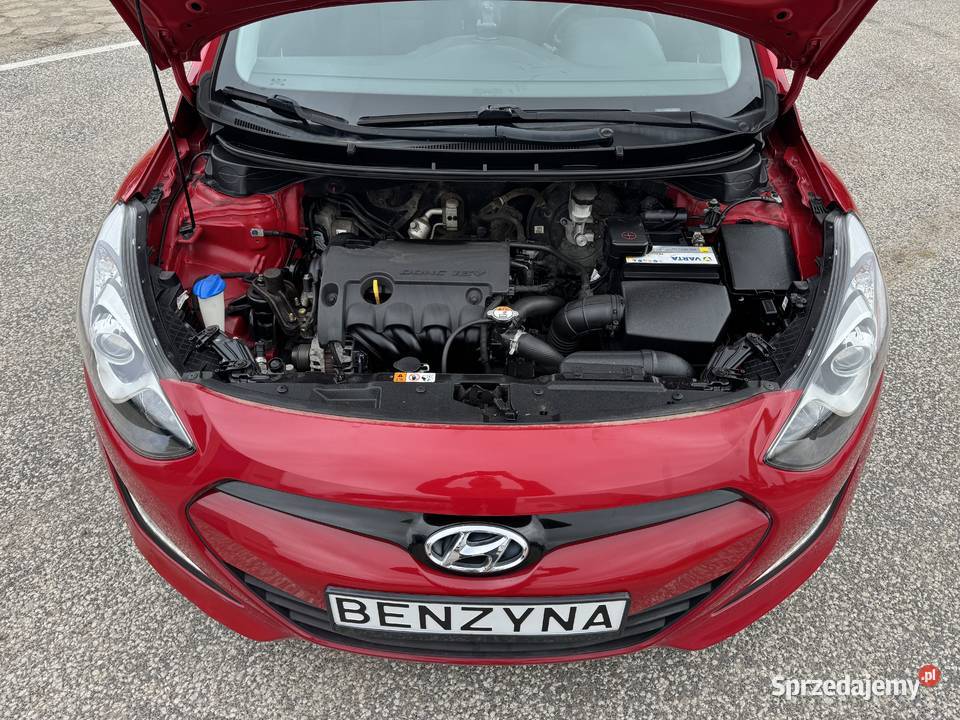 Hyundai i30 14 BENZYNA Klimatyzacja Nawigacja Konin sprzedam