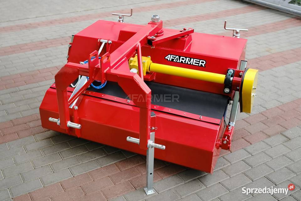 Odchwaszczarka CH1200 do traktora z koszem Tajęcina