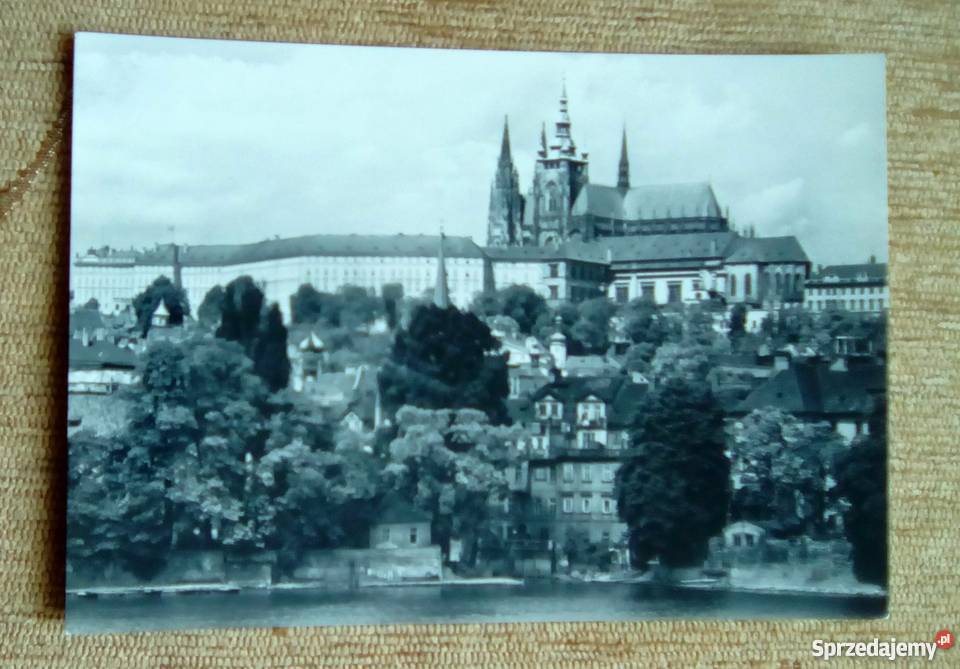 PRAGA WIDOK NA HRADCZANY DZIELNICĘ KRÓLEWSKĄ Piszczac sprzedam