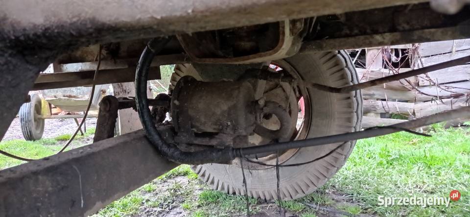 Wywrotka jedna oś wywrot na 3 strony Lwówek Śląski sprzedam