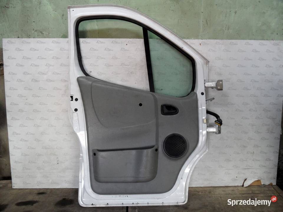 OPEL VIVARO A TRAFIC 08r drzwi lewy przód