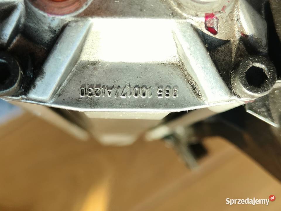 Porsche Turbo 911 977 napęd spoilera 09710106E osobowe Gdańsk