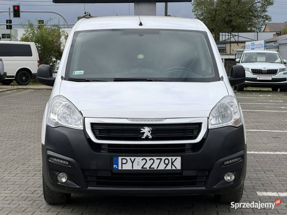 Peugeot Partner światła przeciwmgłowe Suchy Las