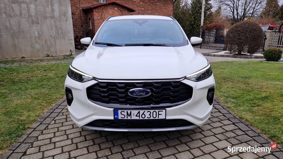 Ford Kuga 20 benzyna 252 automat 4x4 STline