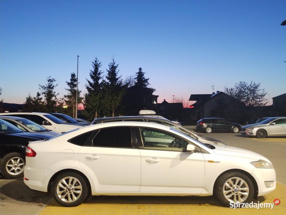 Ford Mondeo MK4 20 TDCi Liftback Biały elektrochrom. lusterko wst. sprzedam