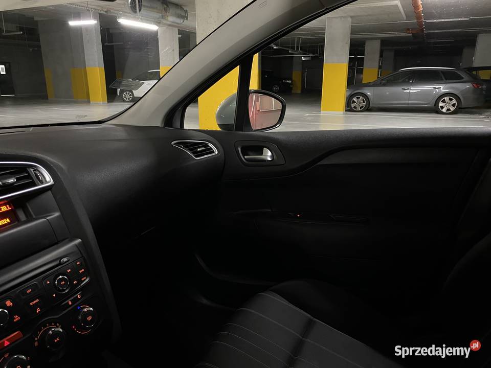 CITROEN C4 II 14 16V benzyna 95 niski przebieg mazowieckie Warszawa sprzedam
