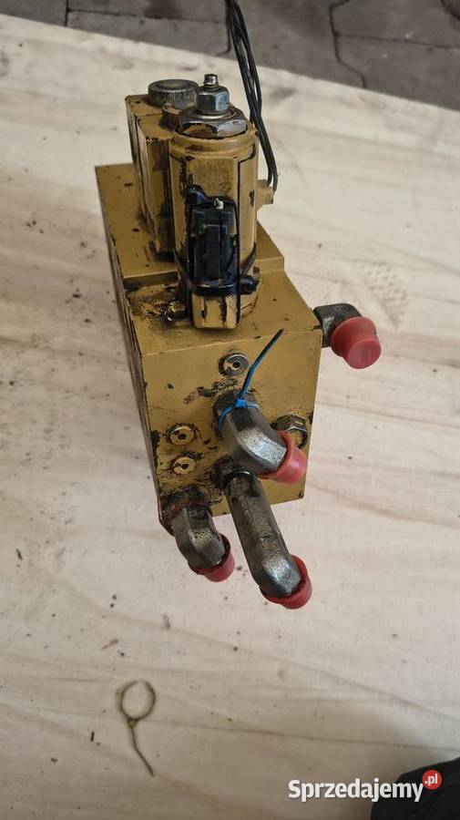 Rozdzielacz Hydrauliczny Elektrozawór CAT 318c Staszów