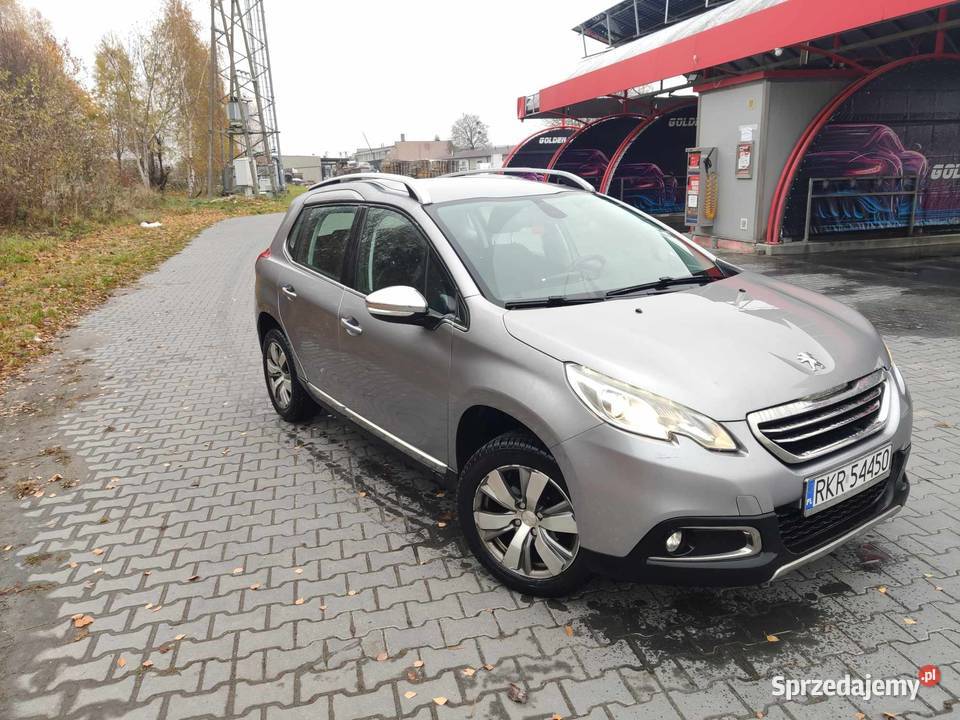 Peugeot model 2008 Allure 12 LPG 4/5 Malinie
