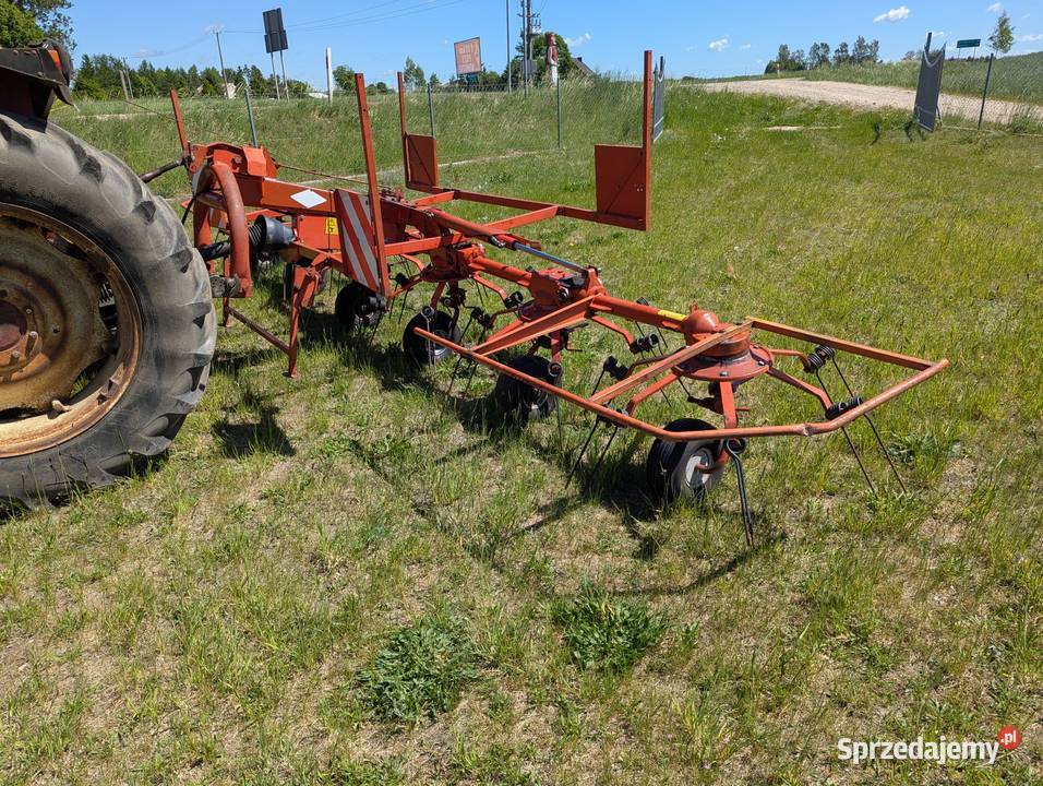 Przetrząsarka kuhn GF 6301 zgrabiarka Stężyca