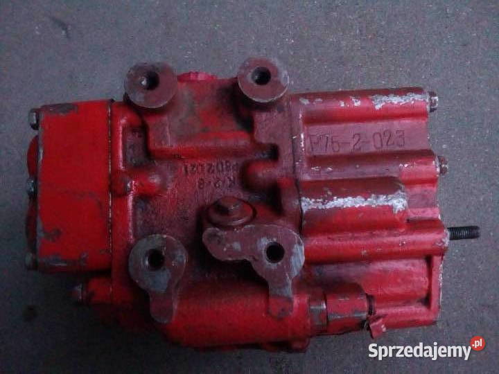 Rozdzielacz hydrauliki T 25 władimirec Trębowiec Duży