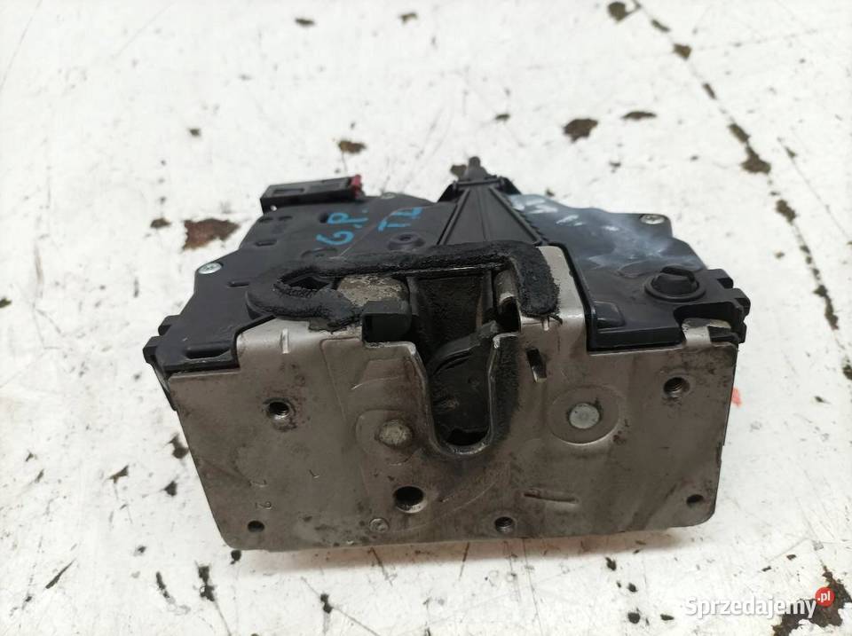 ZAMEK DRZWI TYŁ LEWY 55701969 Fiat Grande Punto