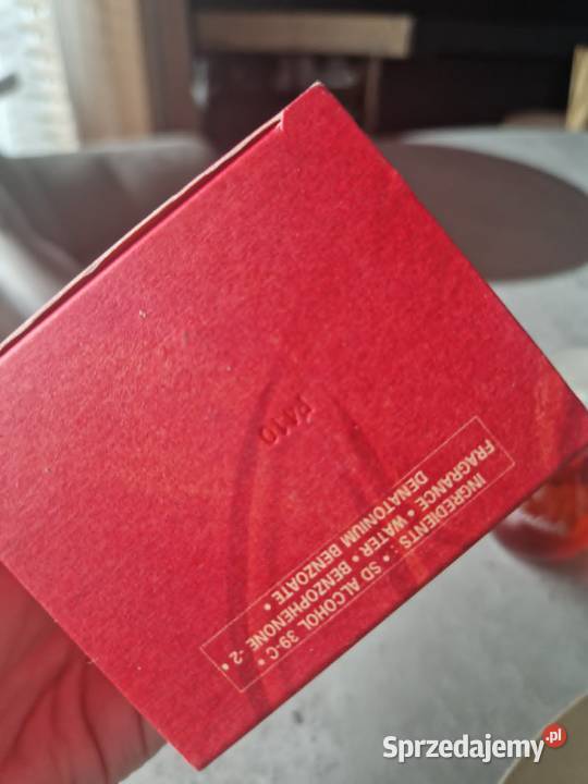 woda toaletowa 50 ml sprzedam