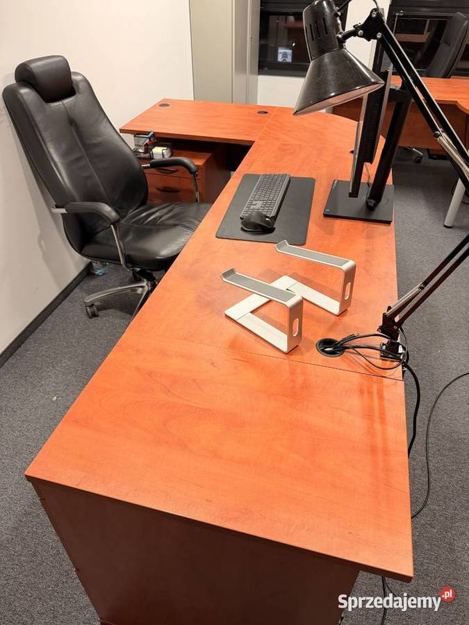 Zestaw mebli biurowych ABM biurka regał szafa małopolskie Kraków sprzedam