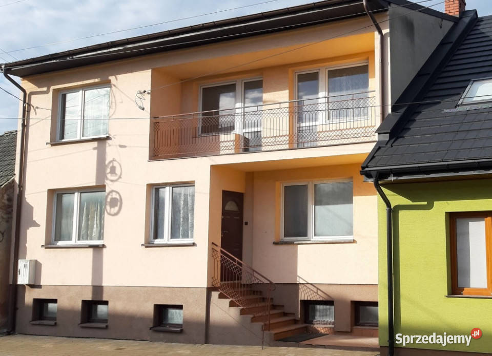 Do remontu przestronny z budynkami gosp Raków