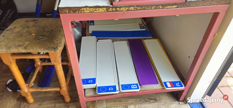 Kompletny zestaw maszyn do tłoczenia tablic Łąka