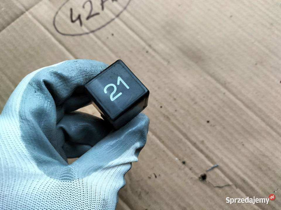 PRZEKAŹNIK ŚWIATEŁ AUDI 21 191953227A lubelskie Kamień-Kolonia