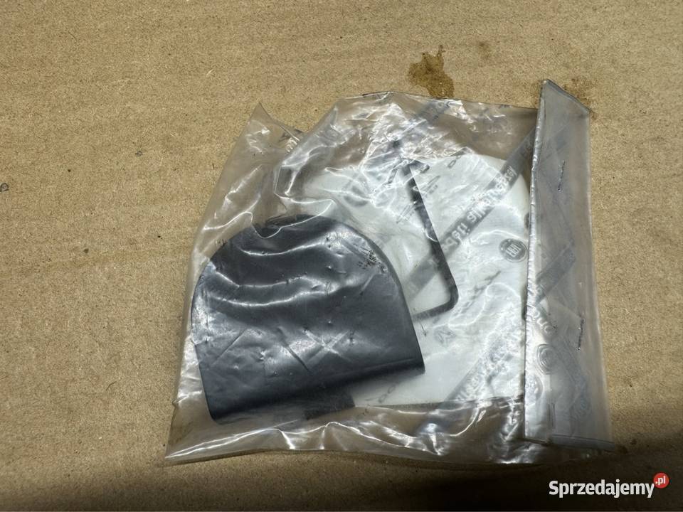 Zaślepka haka zderzaka tył Fiat 500 735456803 Międzychód