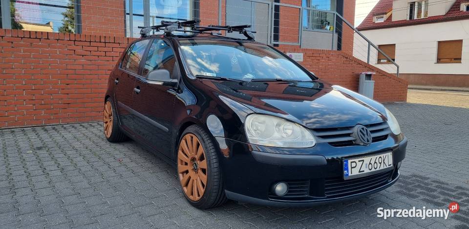 VW Golf V 105 19TDI doinwestowany czarny czarny Golf sprzedam