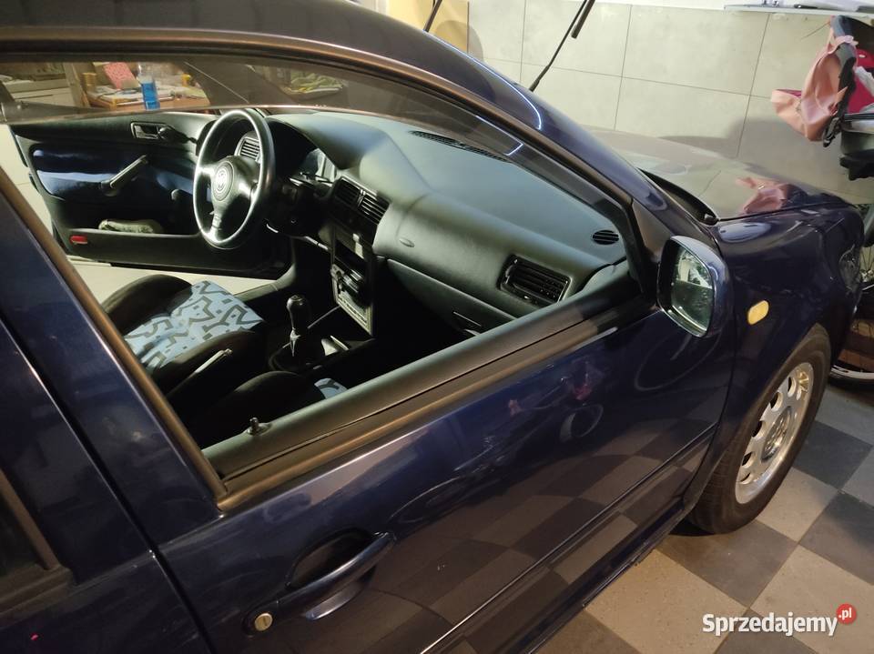 Volkswagen Bora 19 TDI Variant Rok produkcji 2000 Białystok sprzedam