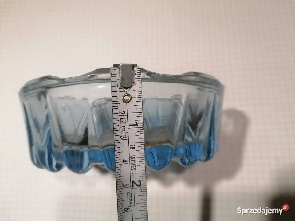 popielniczka szkło PRL jasnoniebieska