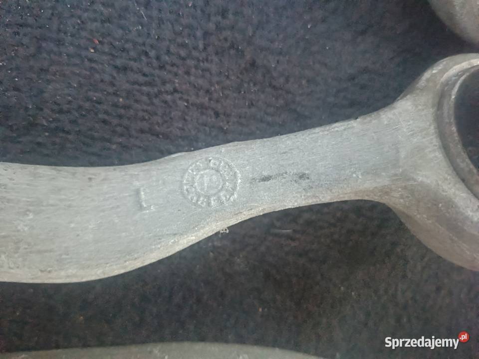 Wahacze Komplet Przód Audi A4 B5 a35 śląskie Myszków