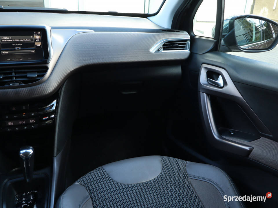 Peugeot 2008 16 VTi podgrzewane fotele Katowice
