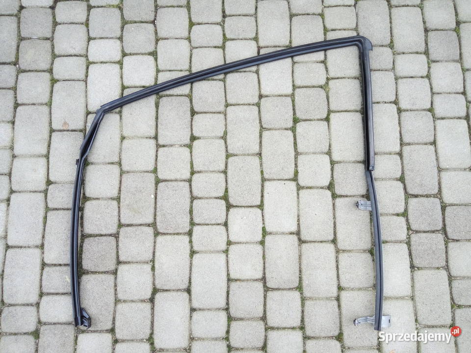 Nissan Micra K13 prowadnica prowadzenie szyby Jarocin