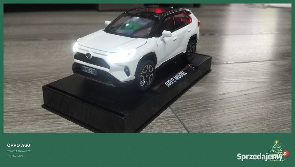 Toyota RAV4 w skali 1 32 Kutno