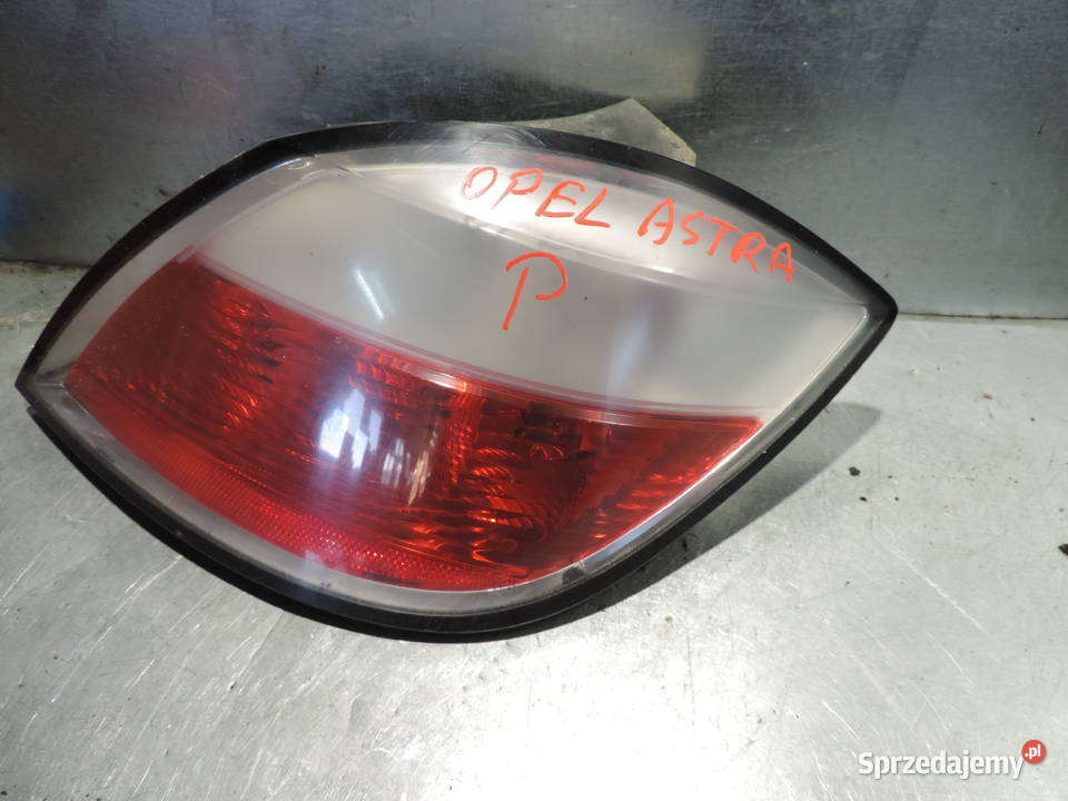 OPEL ASTRA III H HB LAMPA TYŁ PRAWA TYLNA Lampy tylne Nowy Sącz