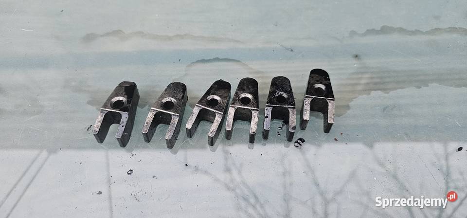 Mocowanie łapka wtryskiwacza mercedes w210 32 Części samochodowe Zbąszyń