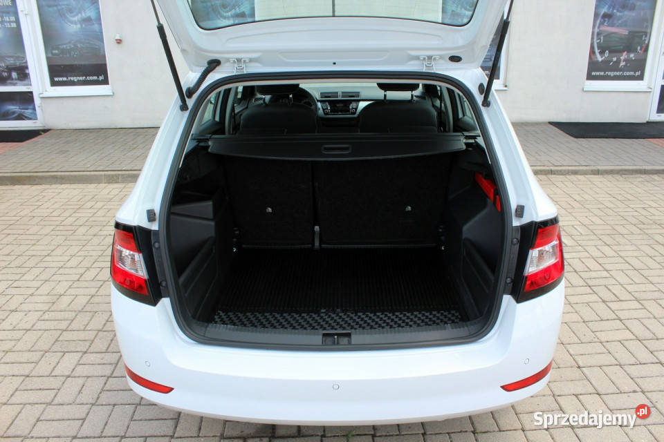 koda Fabia FV23 SalonPL Rej2022 Ambition 10TSI Škoda Sokołów
