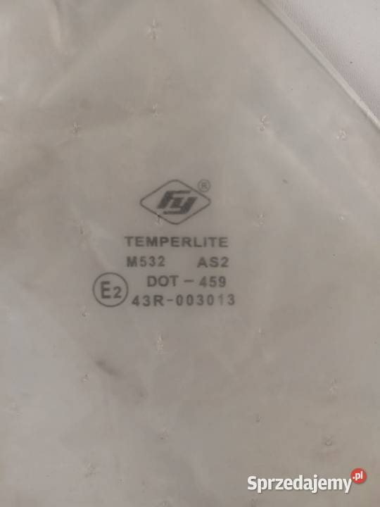 Szyba Boczna Prawa Przednia Trójkątna Ford dostawcze Boczne (drzwi) Bralin