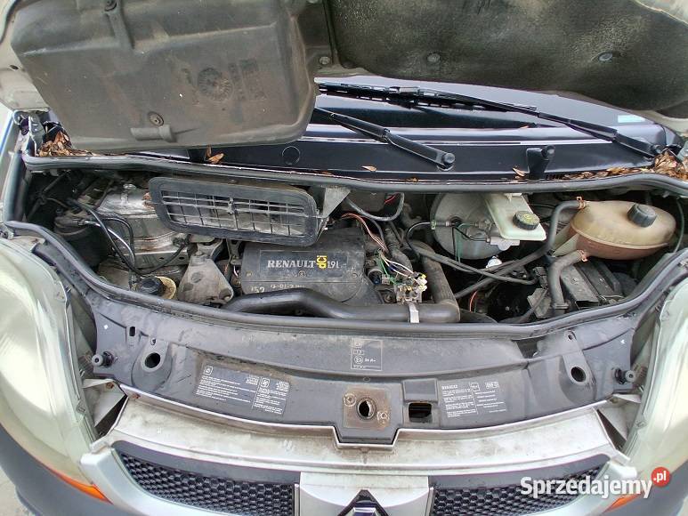 Renault Trafic 19 dCi 100 6 osób DOKA Długi 388000km wielkopolskie Słupca sprzedam