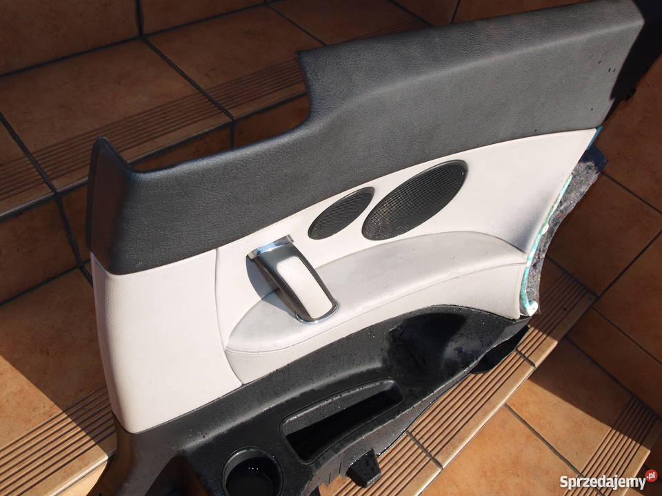 Peugeot 407 Coupe tapicerka boczek prawy tył Kalisz