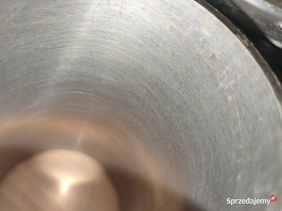 Cylindry nowe Dniepr MT K650 z nowymi tłokami Cylindry, głowice, pierścienie Leszno