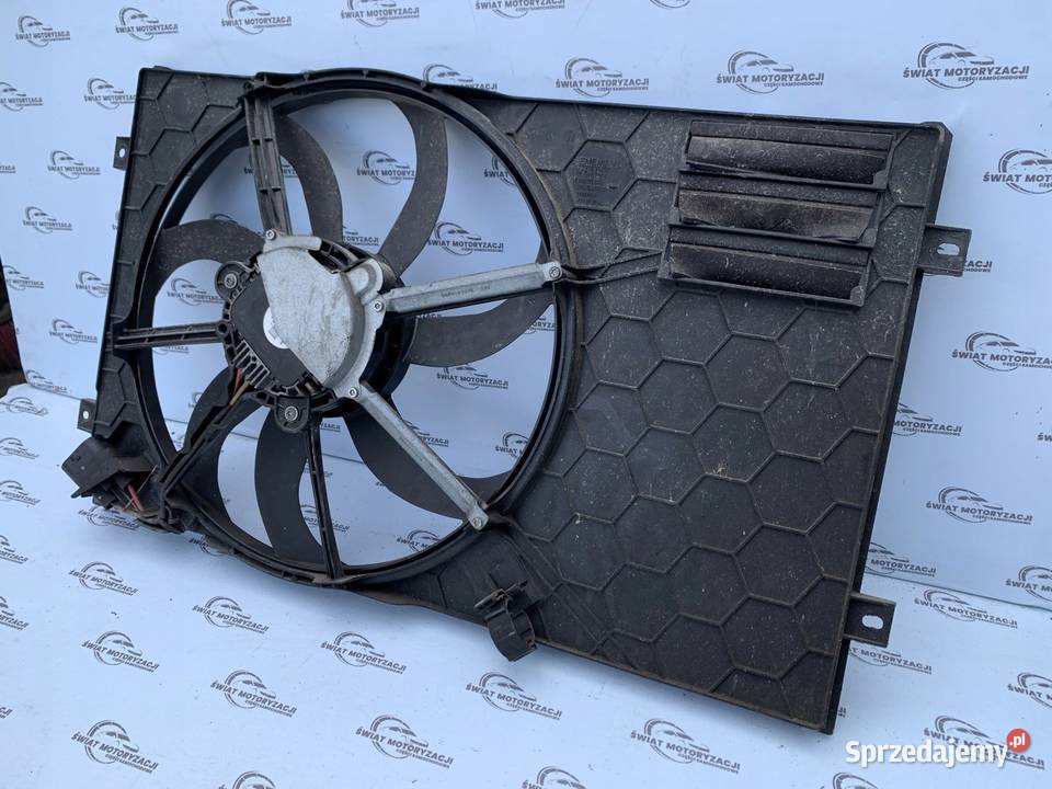 VOLKSWAGEN TIGUAN 5N 08r wentylator chłodnicy Kielce