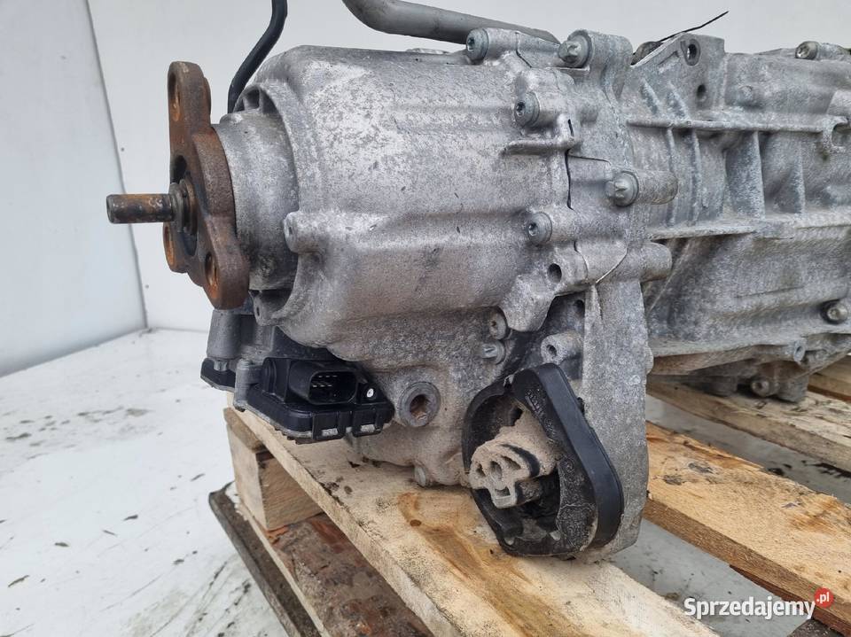 BMW X3 F25 20 D REDUKTOR MANUALNEJ SKRZYNI osobowe