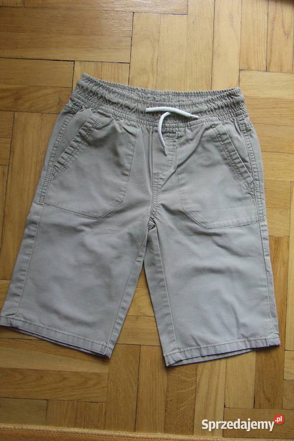 Zestaw krótkich spodenek Ostrowiec Świętokrzyski