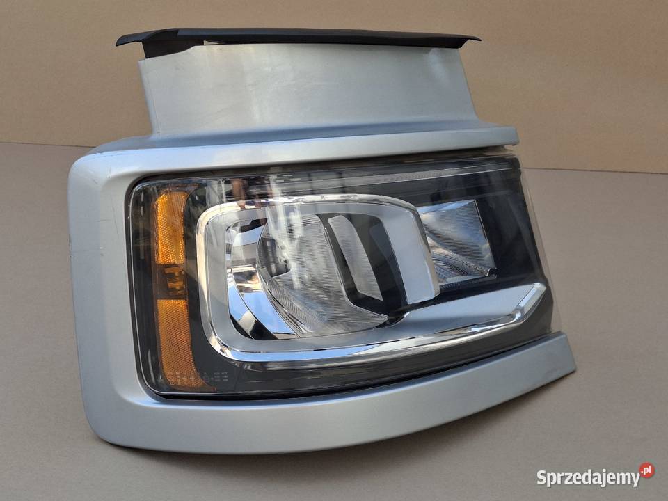 SCANIA R S REFLEKTOR PRAWY FULL LED LAMPA PRAWA ciężarowe