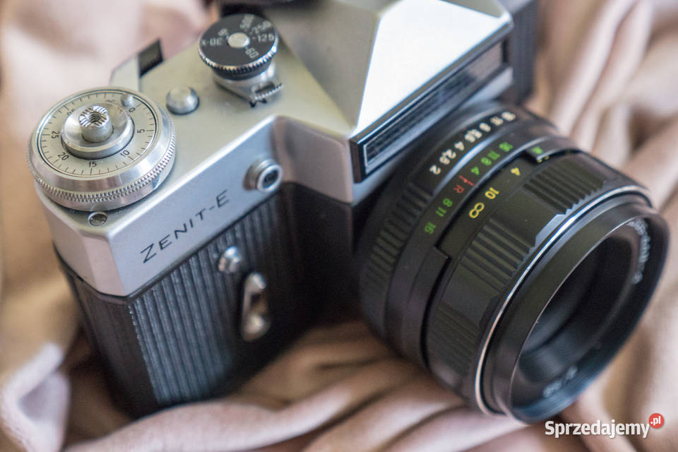 Piękny aparat Zenit E z Helios 44m4 serwisie Szramowo sprzedam